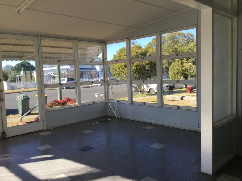 1/86 Herbert Street, Allora QLD 4362