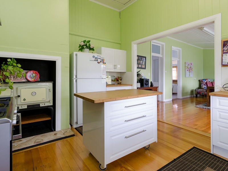 11 Wood Street, Warwick QLD 4370