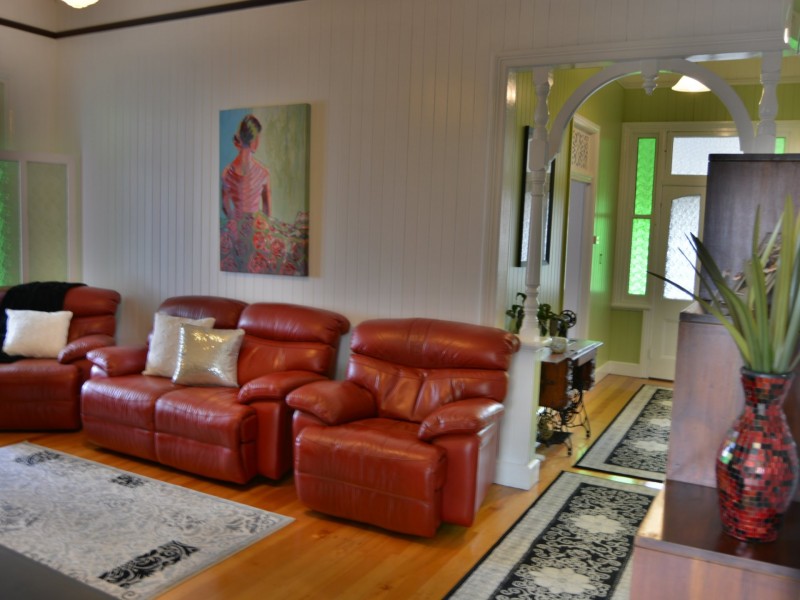 11 Wood Street, Warwick QLD 4370