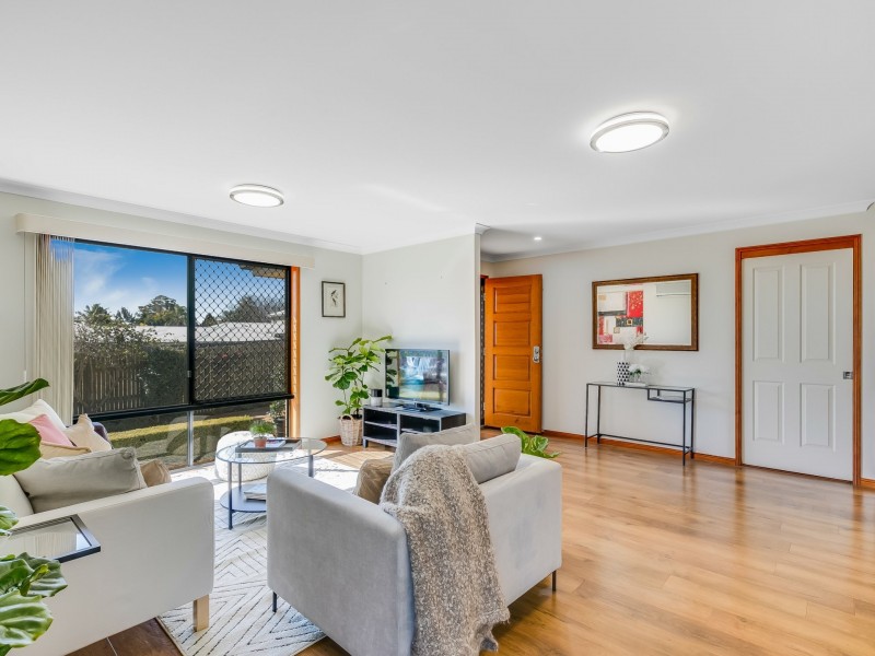 1/312A Hume Street, Centenary Heights QLD 4350