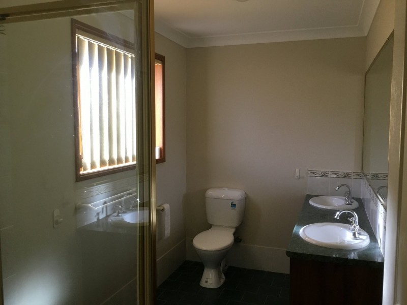 3 Hakea Court, Warwick QLD 4370