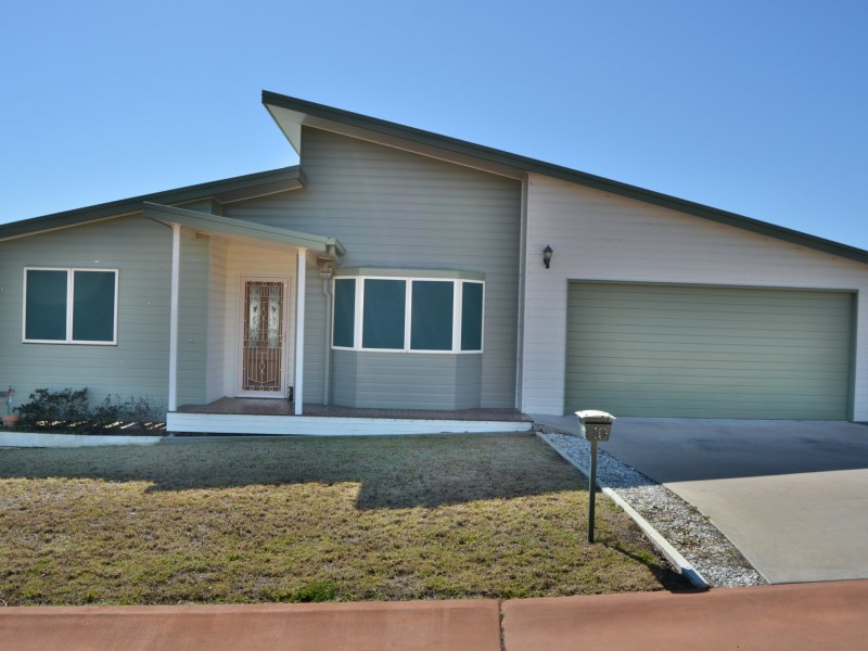 10 Lookout Place, Rosenthal Heights QLD 4370