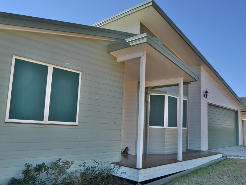 10 Lookout Place, Rosenthal Heights QLD 4370