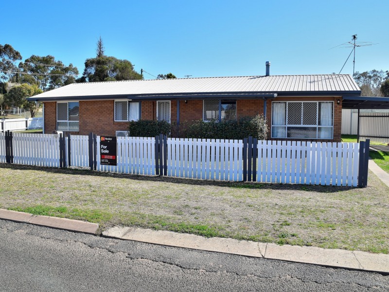 111 Cleary Street, Warwick QLD 4370