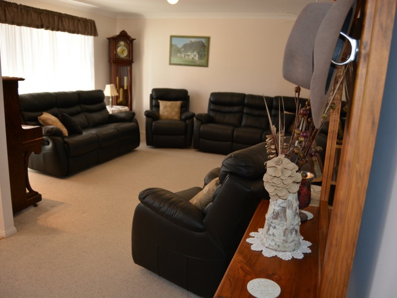 23 Kidman Drive, Warwick QLD 4370