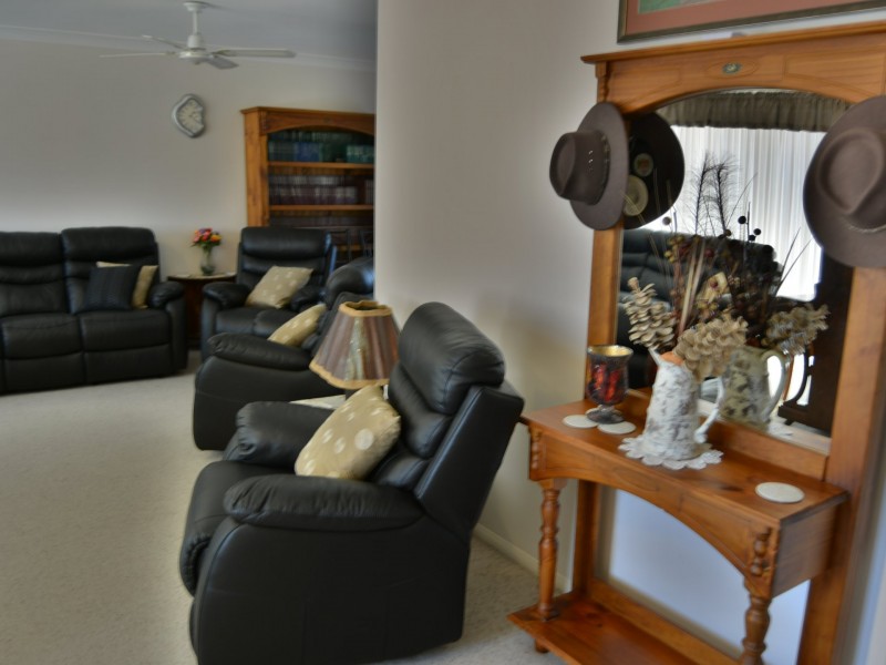 23 Kidman Drive, Warwick QLD 4370