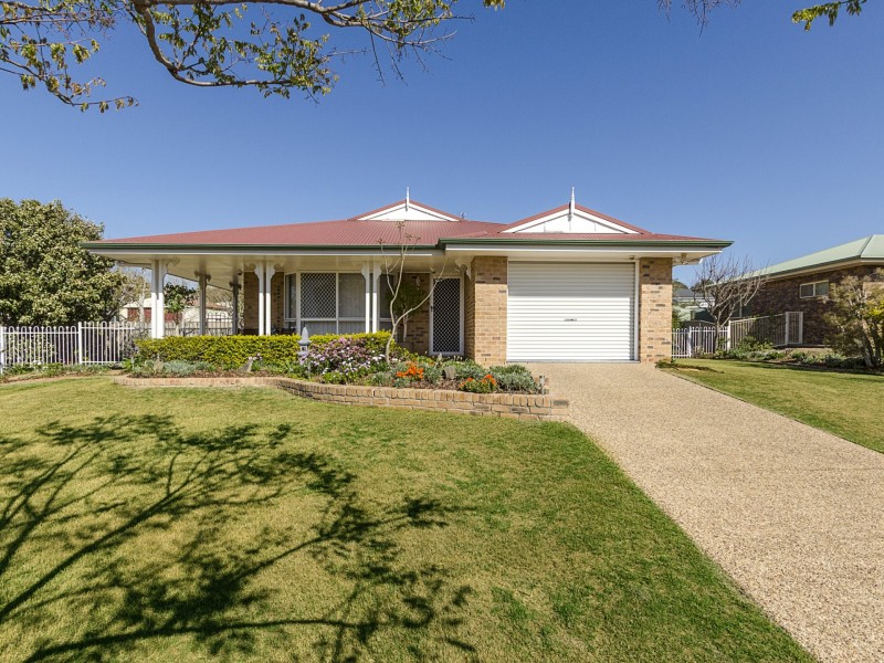 8 Rebecca Court, Warwick QLD 4370