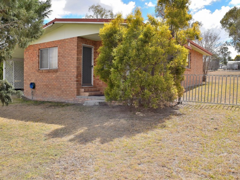 105 Cleary Street, Warwick QLD 4370