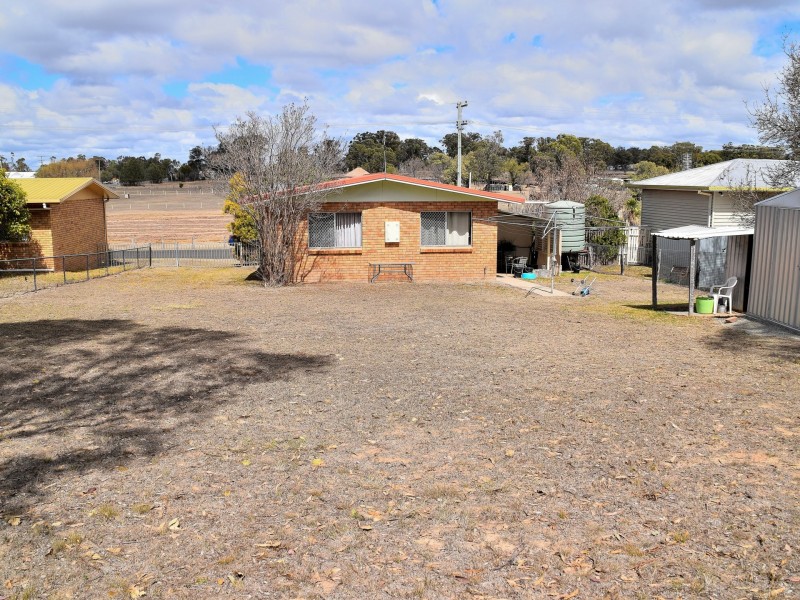 105 Cleary Street, Warwick QLD 4370