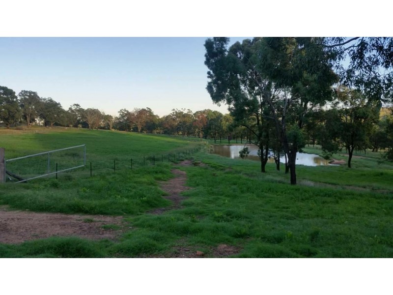 11-13 Thornton Street, Warwick QLD 4370