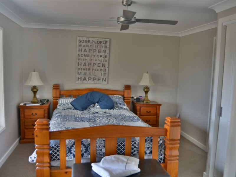 11-13 Thornton Street, Warwick QLD 4370