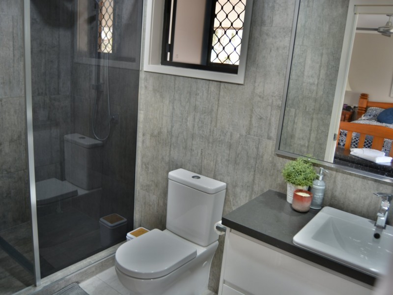 11-13 Thornton Street, Warwick QLD 4370