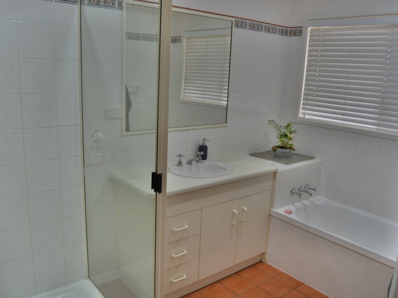 11-13 Thornton Street, Warwick QLD 4370