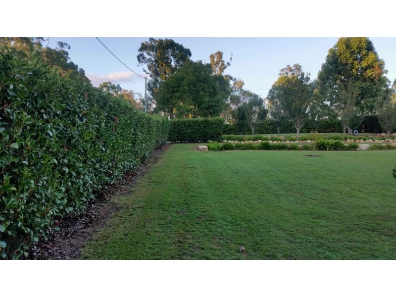 11-13 Thornton Street, Warwick QLD 4370