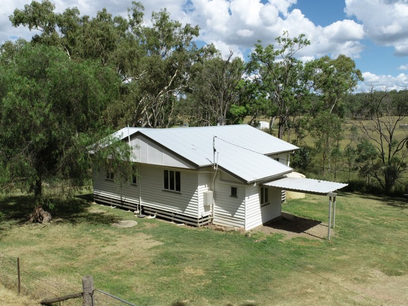 117 Ahern Lane, Pratten QLD 4370