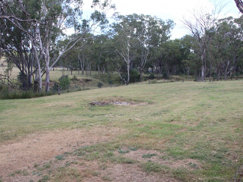 117 Ahern Lane, Pratten QLD 4370