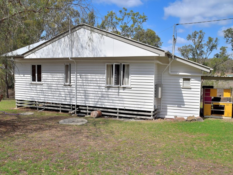 117 Ahern Lane, Pratten QLD 4370