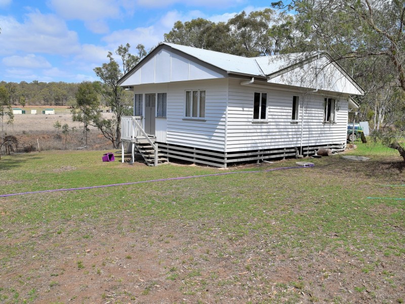 117 Ahern Lane, Pratten QLD 4370