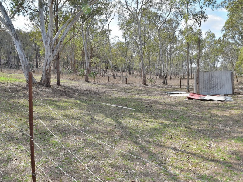 117 Ahern Lane, Pratten QLD 4370