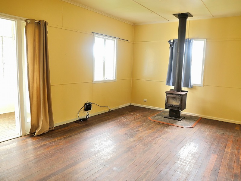 117 Ahern Lane, Pratten QLD 4370