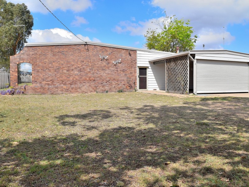 16 O’Brien Street, Warwick QLD 4370
