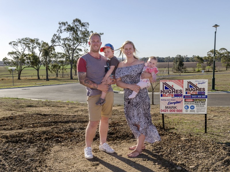 1 Derby Drive, Rosenthal Heights QLD 4370