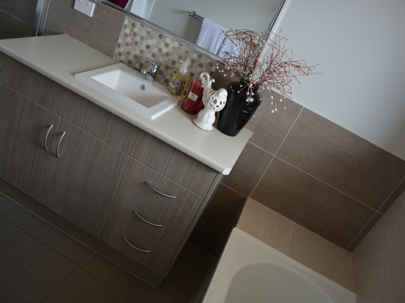 2 Derby Drive, Rosenthal Heights QLD 4370