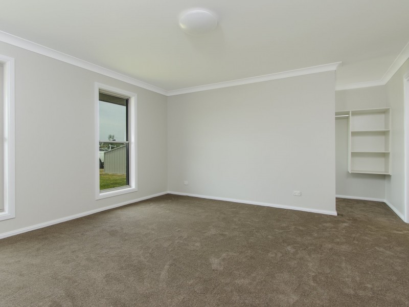 2 Derby Drive, Rosenthal Heights QLD 4370