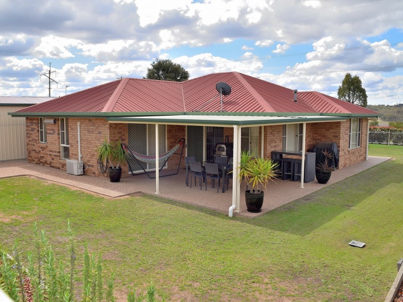 172 Ogilvie Road, Warwick QLD 4370