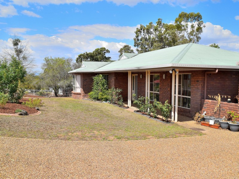 7 Daniel Drive, Warwick QLD 4370