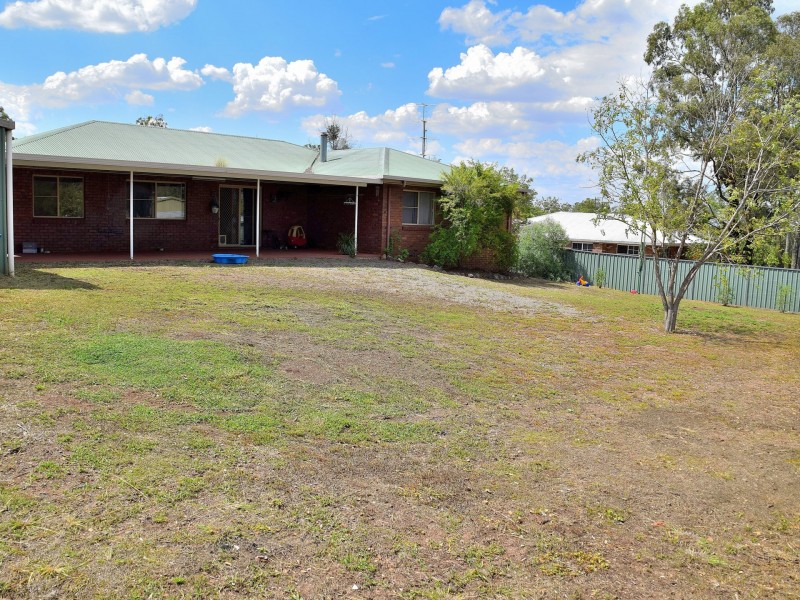 7 Daniel Drive, Warwick QLD 4370