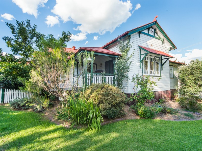 3 Locke Street, Warwick QLD 4370