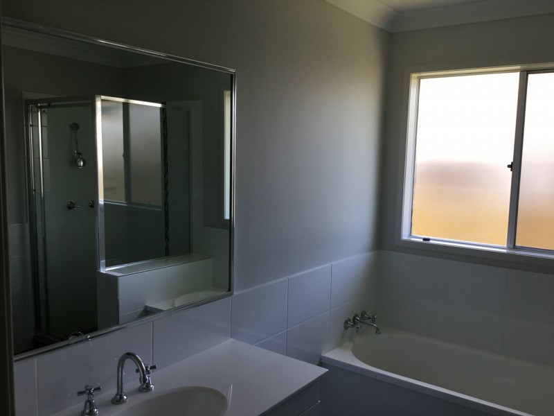 16 Tanna Drive, Rosenthal Heights QLD 4370