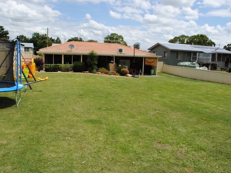 9 Elizabeth Street, Warwick QLD 4370
