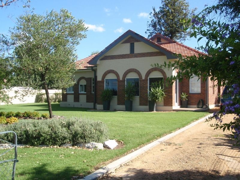 68 Pratten Street, Warwick QLD 4370