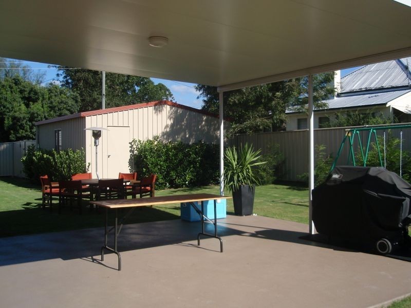 68 Pratten Street, Warwick QLD 4370