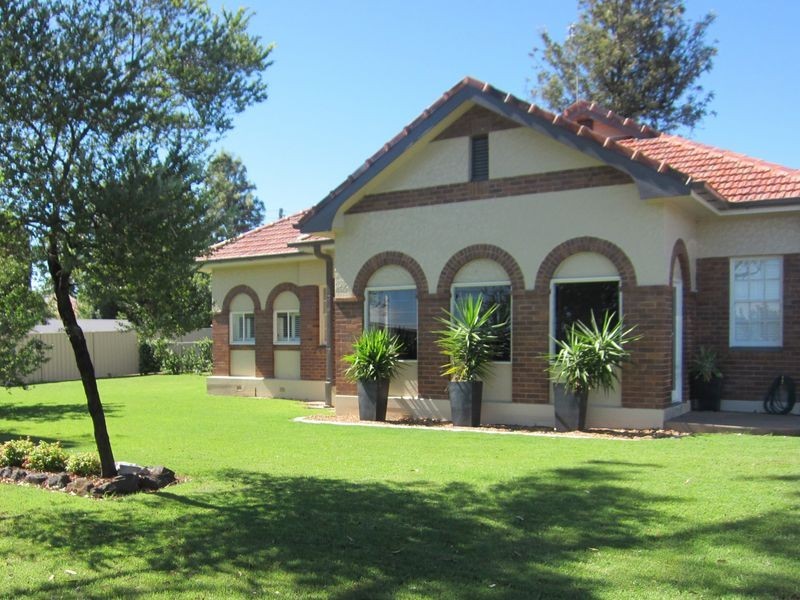 68 Pratten Street, Warwick QLD 4370