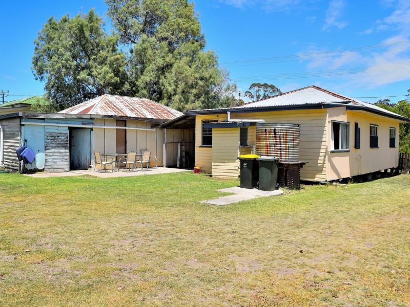 114 Wallace Street, Warwick QLD 4370