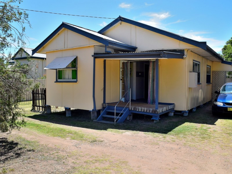114 Wallace Street, Warwick QLD 4370
