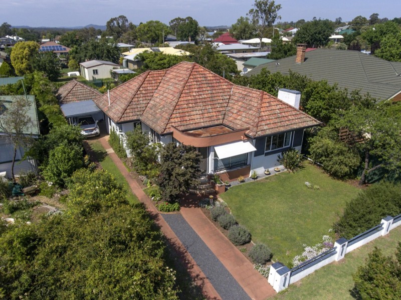 32A Pratten Street, Warwick QLD 4370