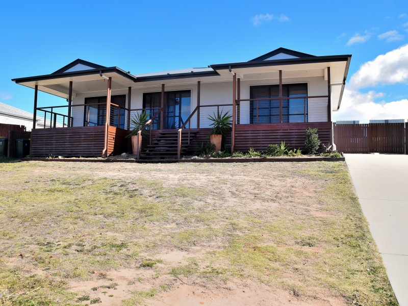 15 Capital Drive, Rosenthal Heights QLD 4370