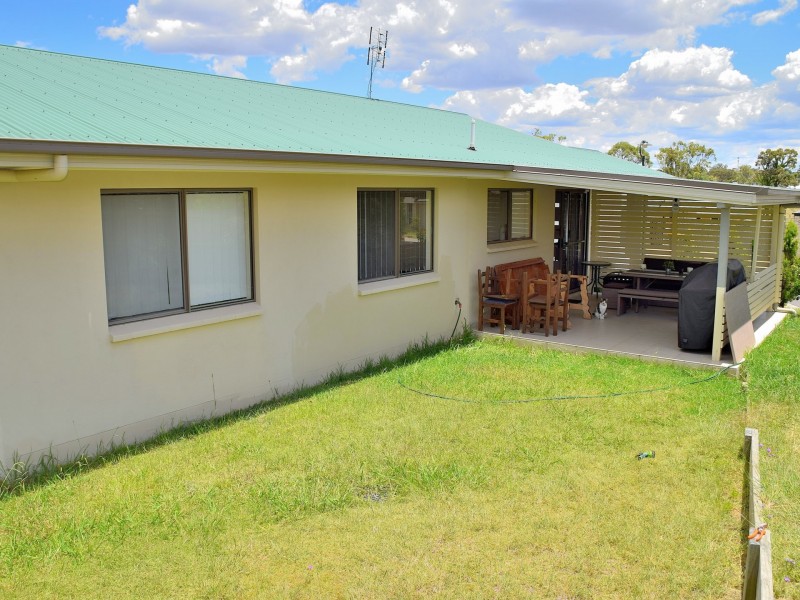 8 Rose Lea Court, Warwick QLD 4370
