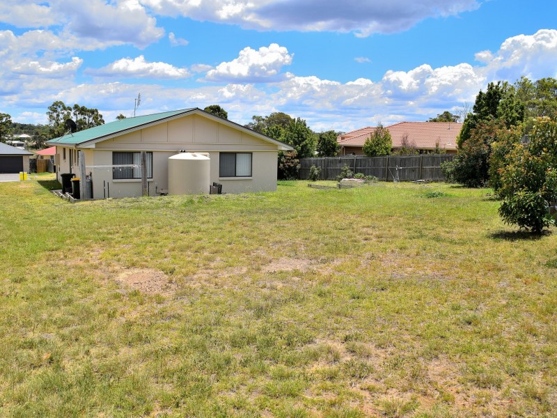 8 Rose Lea Court, Warwick QLD 4370