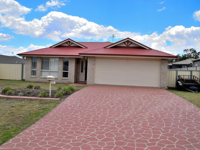 8 Rose Vale Court, Warwick QLD 4370