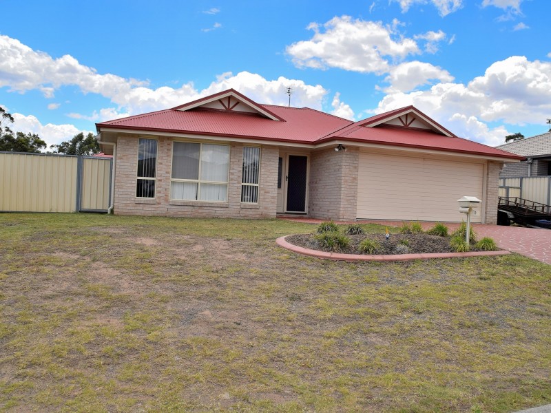 8 Rose Vale Court, Warwick QLD 4370
