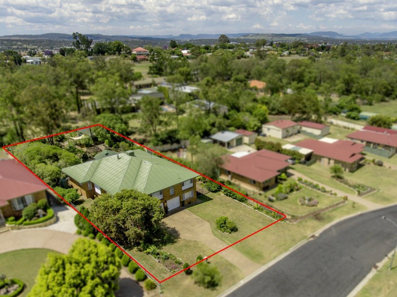 12 Daniel Drive, Warwick QLD 4370