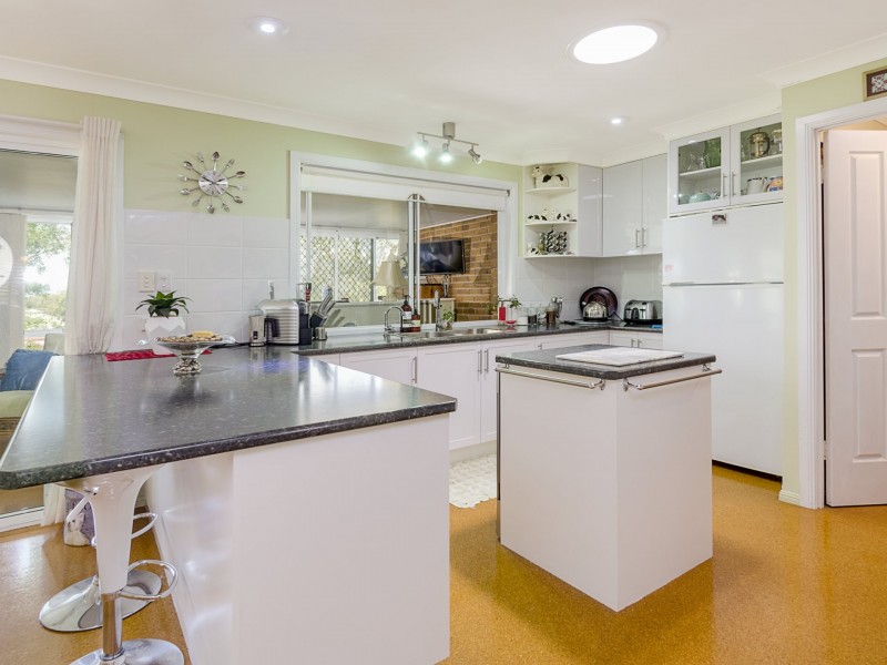 12 Daniel Drive, Warwick QLD 4370