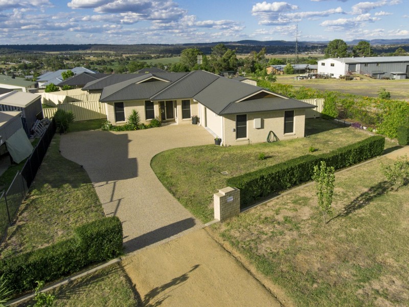 89 Glen Road, Rosenthal Heights QLD 4370