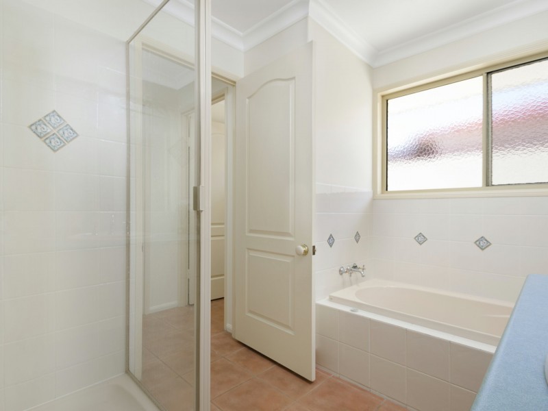 6 Colwar Court, Warwick QLD 4370