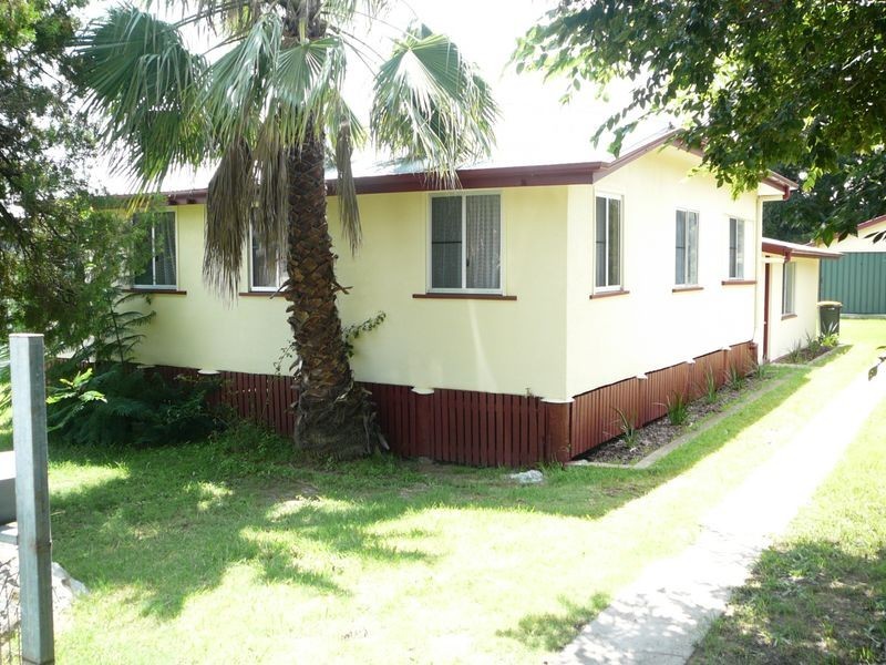 8 Wattle Avenue, Warwick QLD 4370